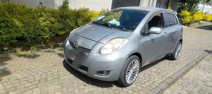Toyota Yaris Compact 2008 – photo 5