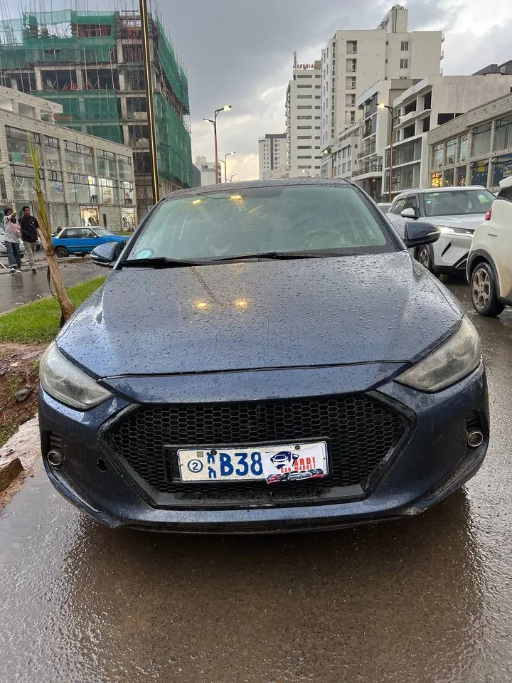 Hyundai Avante 2017 Automatic – photo 6