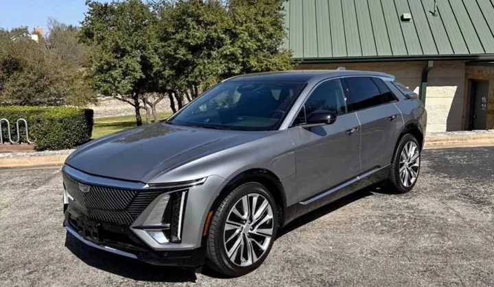 2023 Cadillac Optiq 450E – photo 4