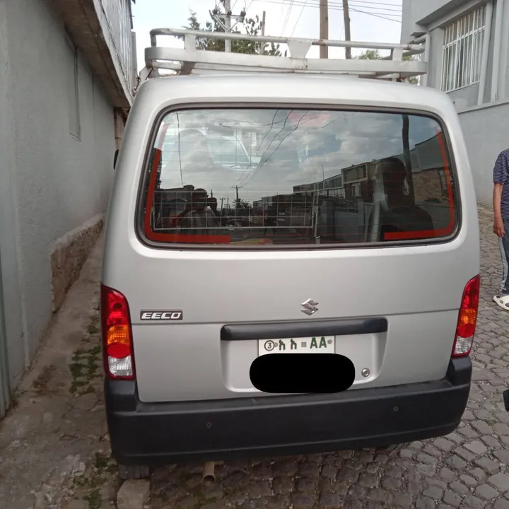 Suzuki Eeco 2024 Manual Van – photo 3
