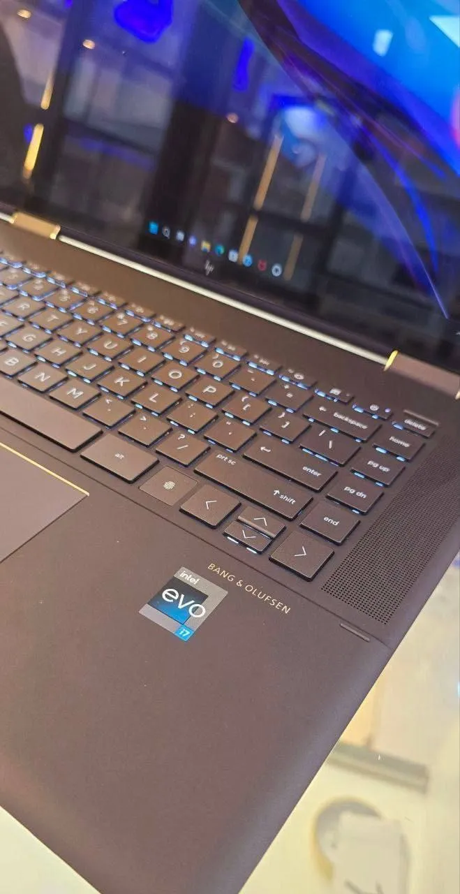 HP Spectre x360 Convertible 2025 – photo 4