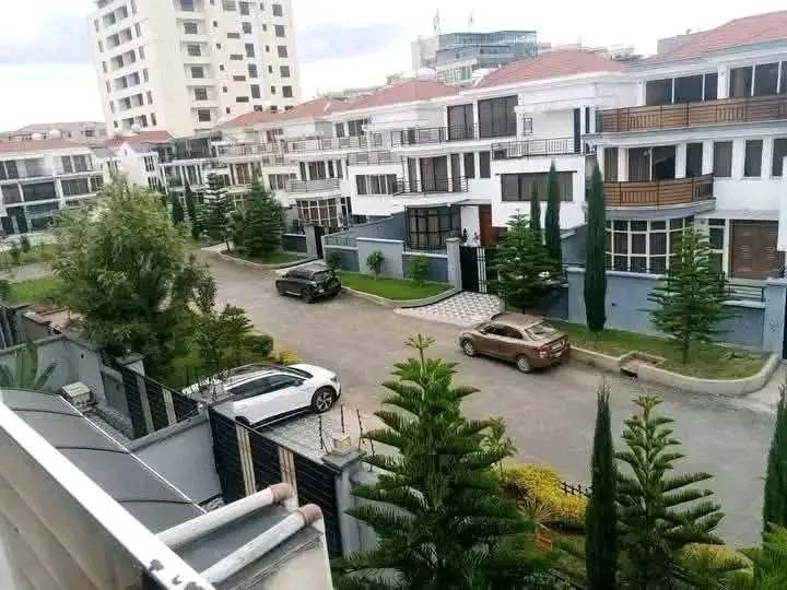 Ayat Compound House 204 sqm Urgent Sale – photo 3