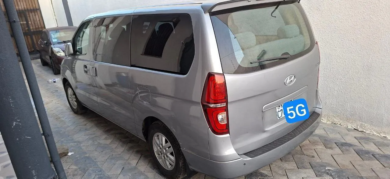 Hyundai H1 Starex 2018 Diesel – photo 7
