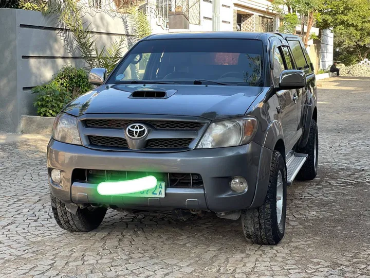 Toyota Hilux Pickup 2007 – photo 5