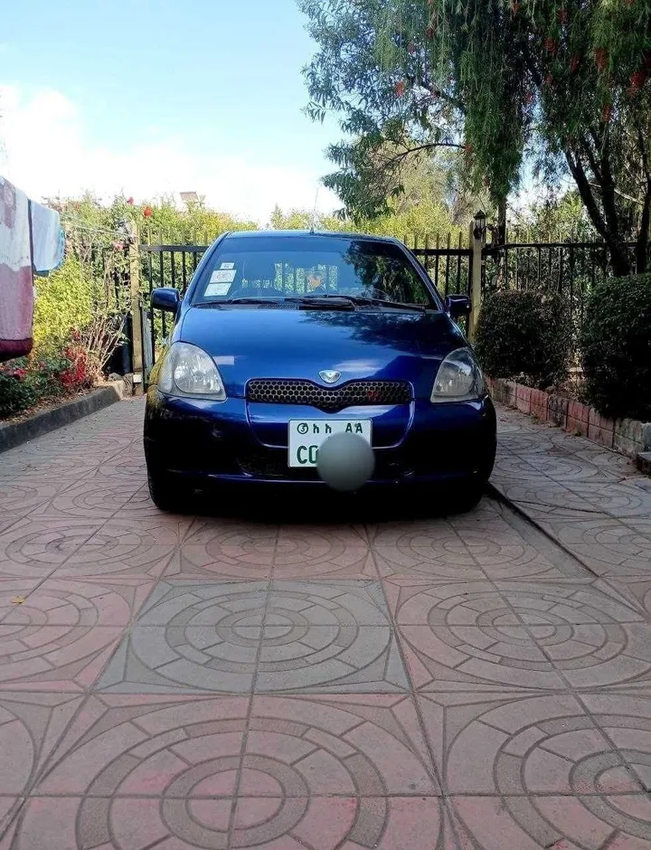Toyota Vitz 2001 Automatic – photo 3