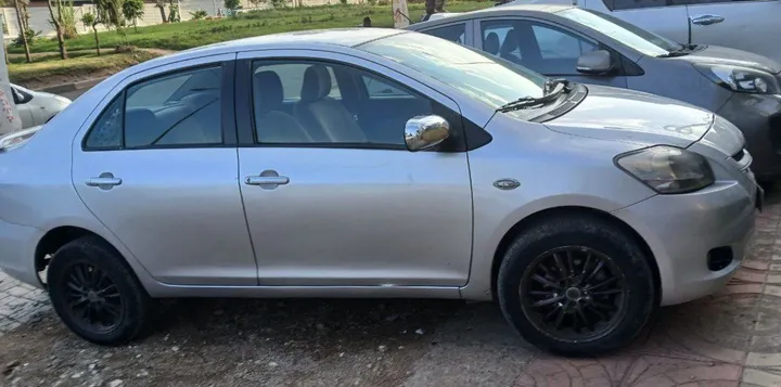 Toyota Yaris Belta 2007 Automatic – photo 3