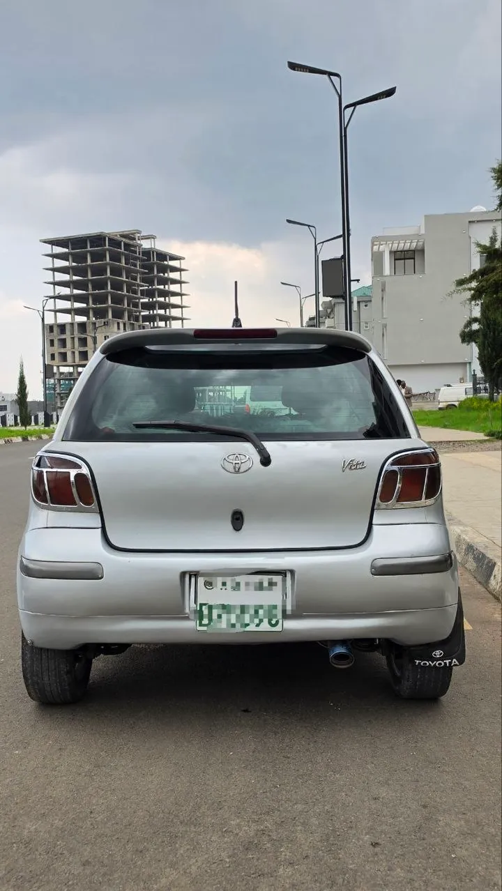 Toyota Vitz 2004 Automatic – photo 3