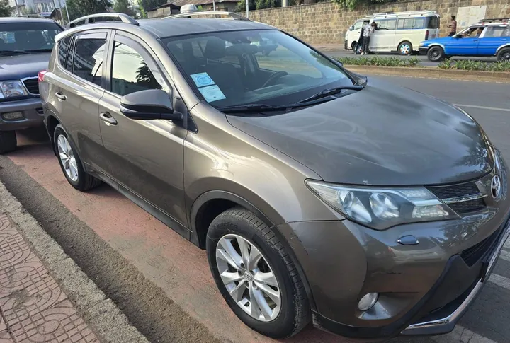 Toyota RAV4 Europe Standard 2015 – photo 3