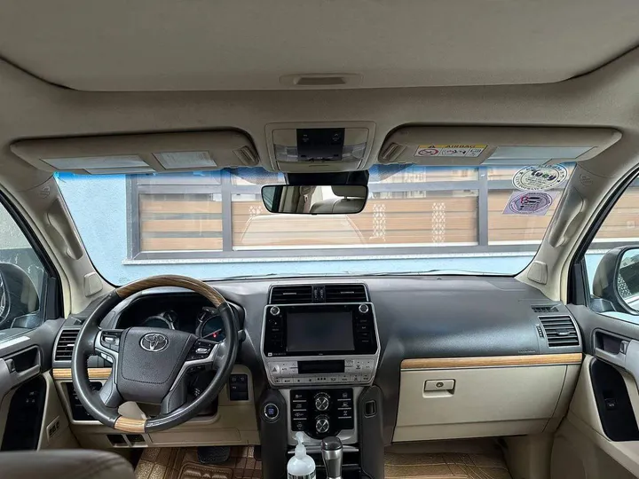 Toyota Landcruiser Prado 2019 – photo 5