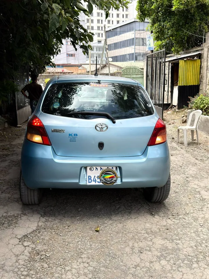 Toyota Yaris Compact 2007 Automatic – photo 4
