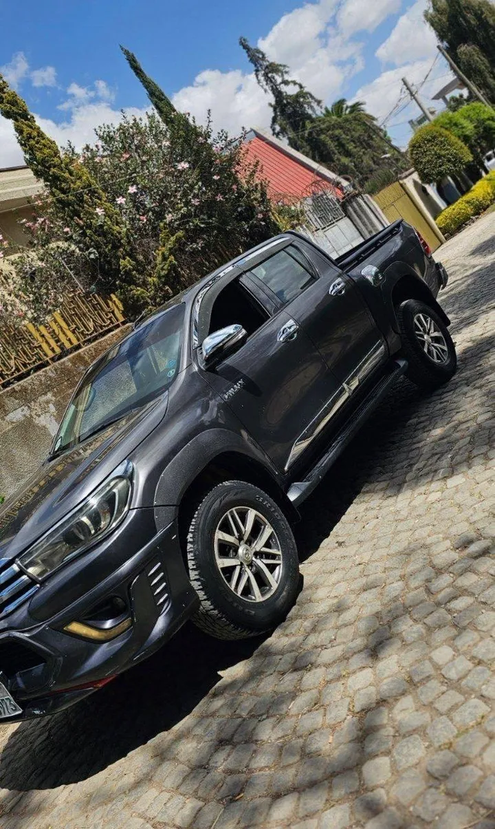 Toyota Hilux Revo Double Cab 2017 – photo 7