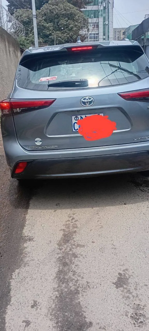 Toyota Highlander Hybrid Limited 2023 – photo 4