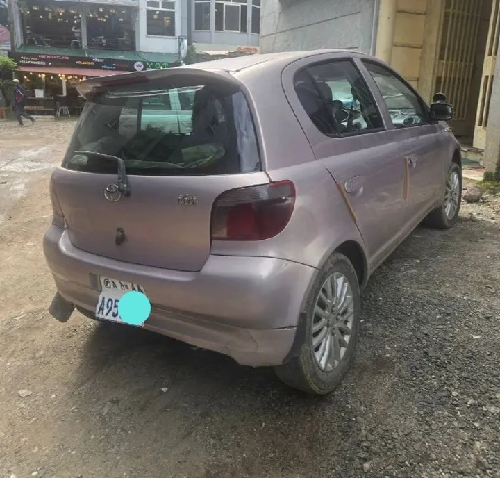 Toyota Vitz 2001 1.0L Automatic – photo 3