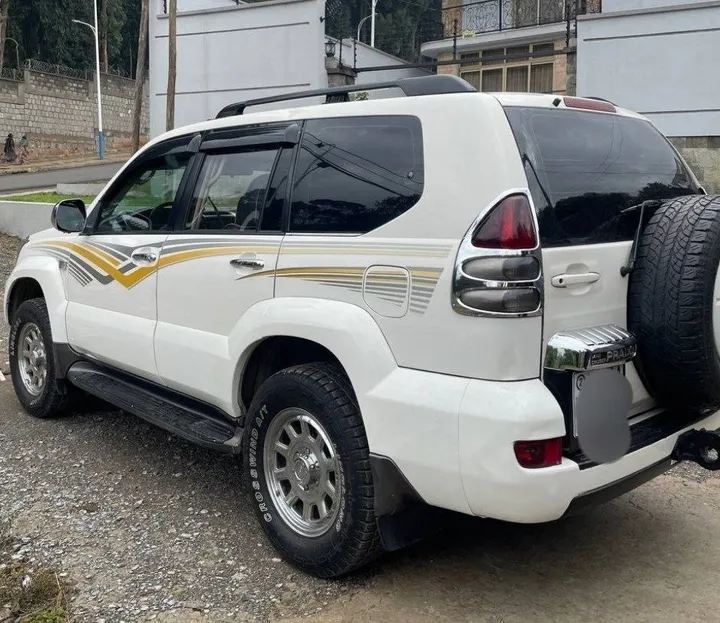 Toyota Land Cruiser Prado 2007 – photo 4