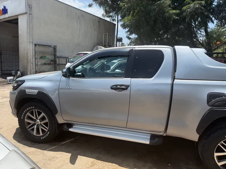 2019 Toyota Hilux Revo Pickup – photo 3