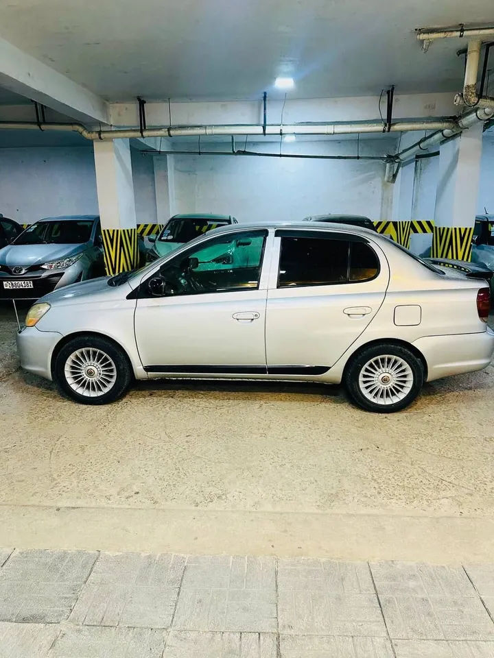 Toyota Platz 2005 Automatic – photo 3
