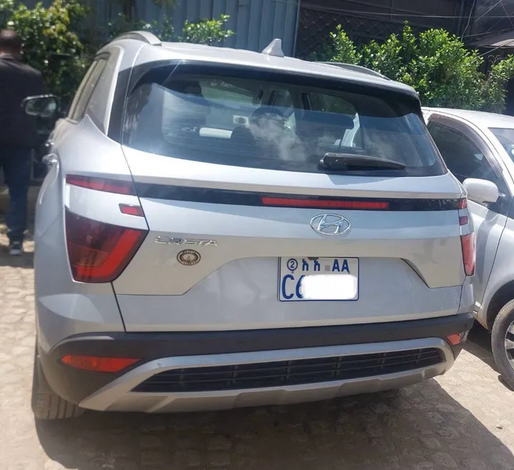 Hyundai Creta 2022 Automatic Silver – photo 3