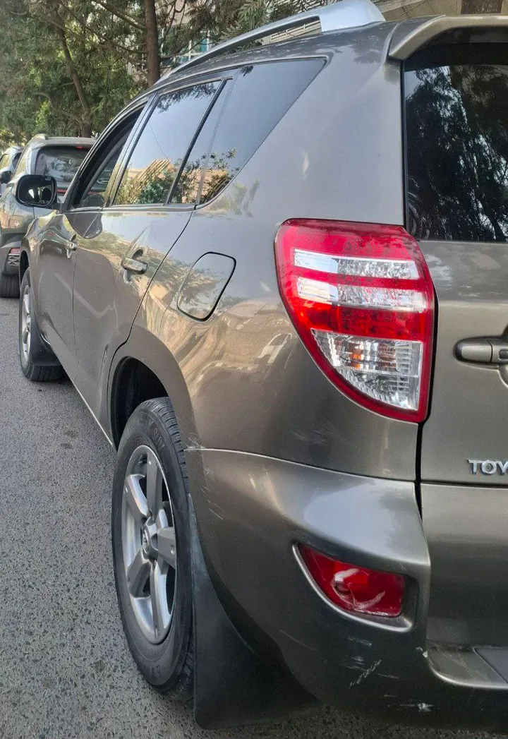 Toyota RAV4 2012 Automatic 2.0L – photo 6