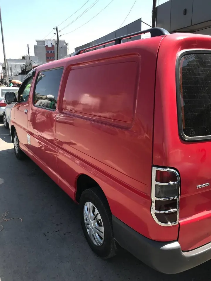 2011 Red Panel Van – photo 5