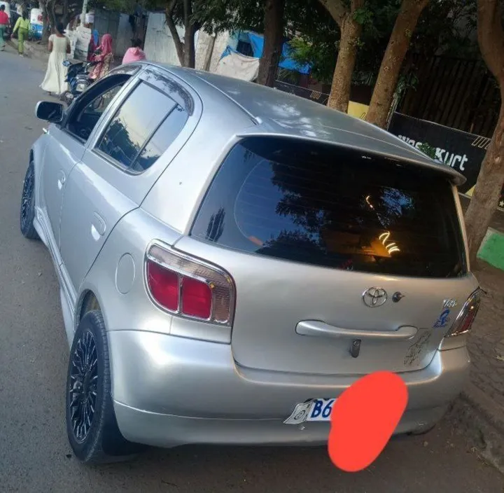 Toyota Vitz Automatic – photo 10