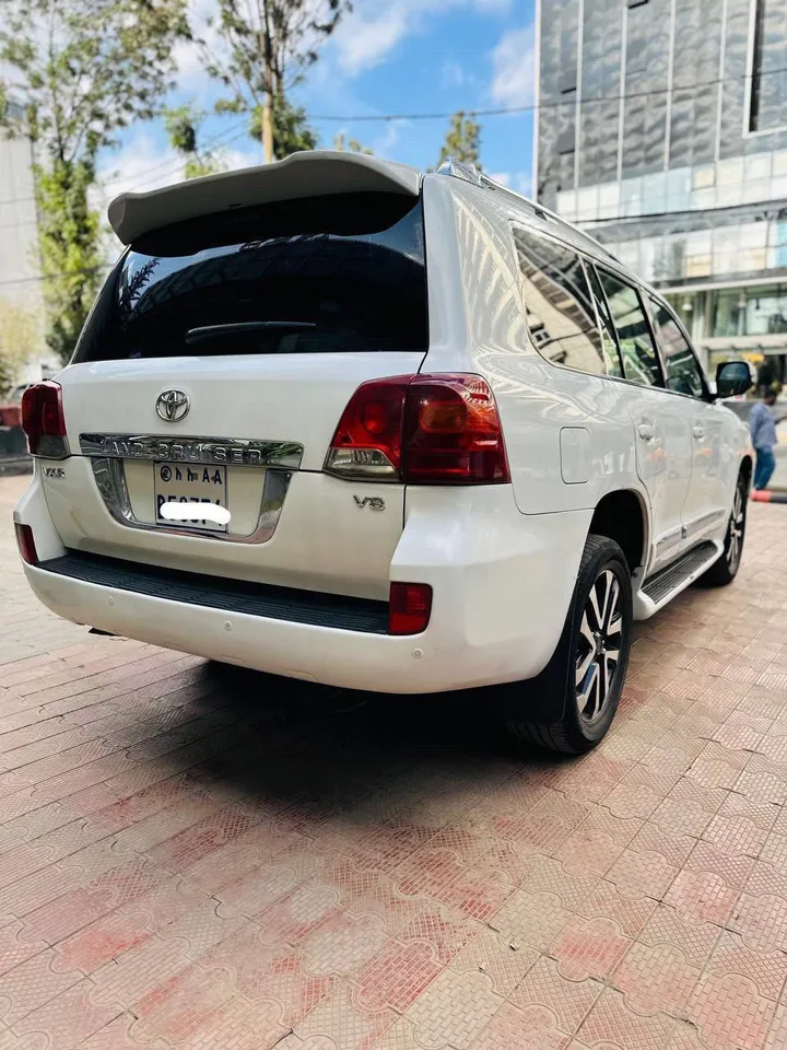 Toyota Landcruiser V8 2012 Diesel – photo 5