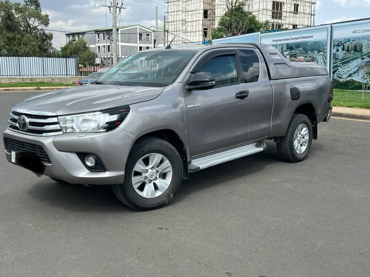 Toyota Hilux Revo King Cab 2019 – photo 7