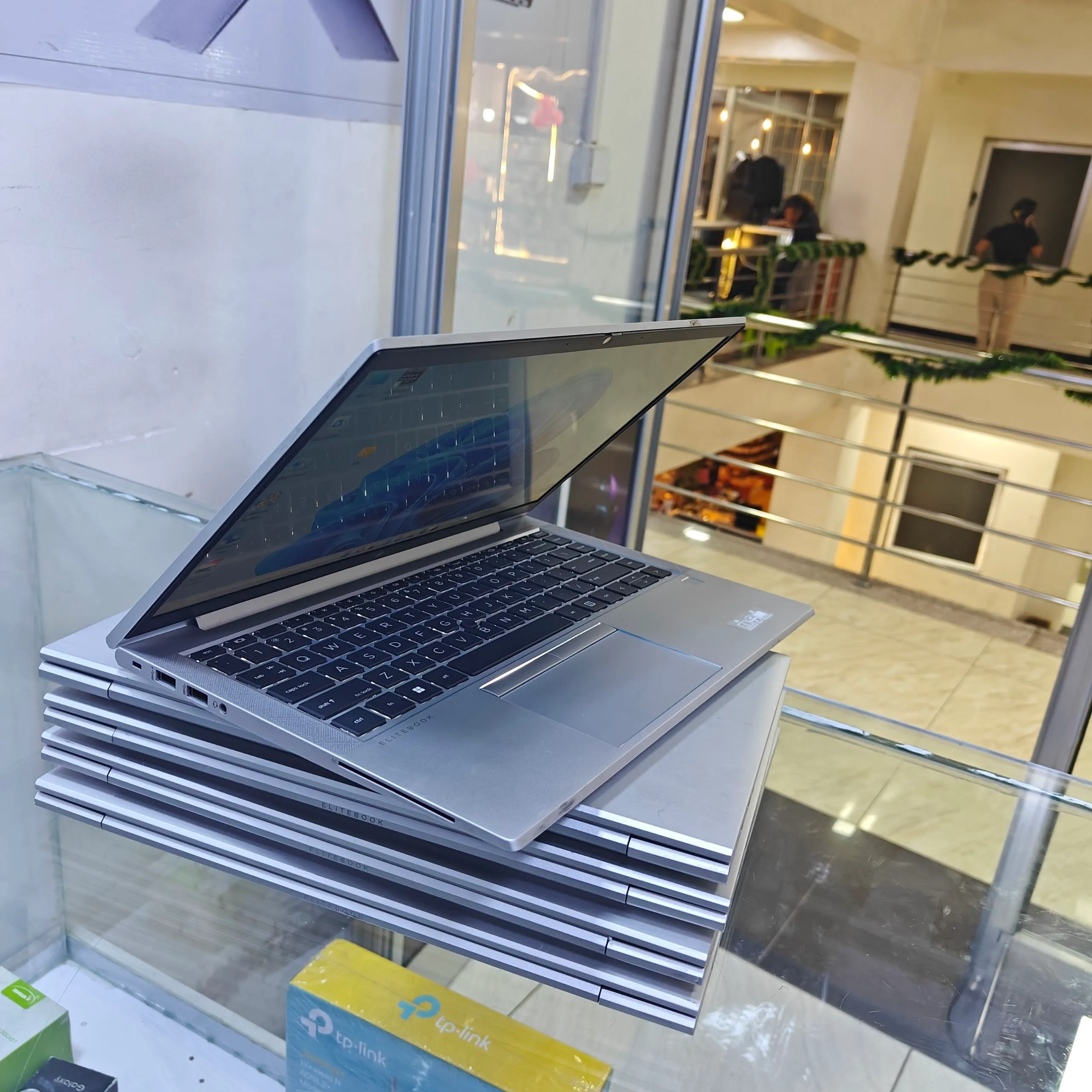 HP Elitebook 845 G8 Ryzen 5 – photo 4