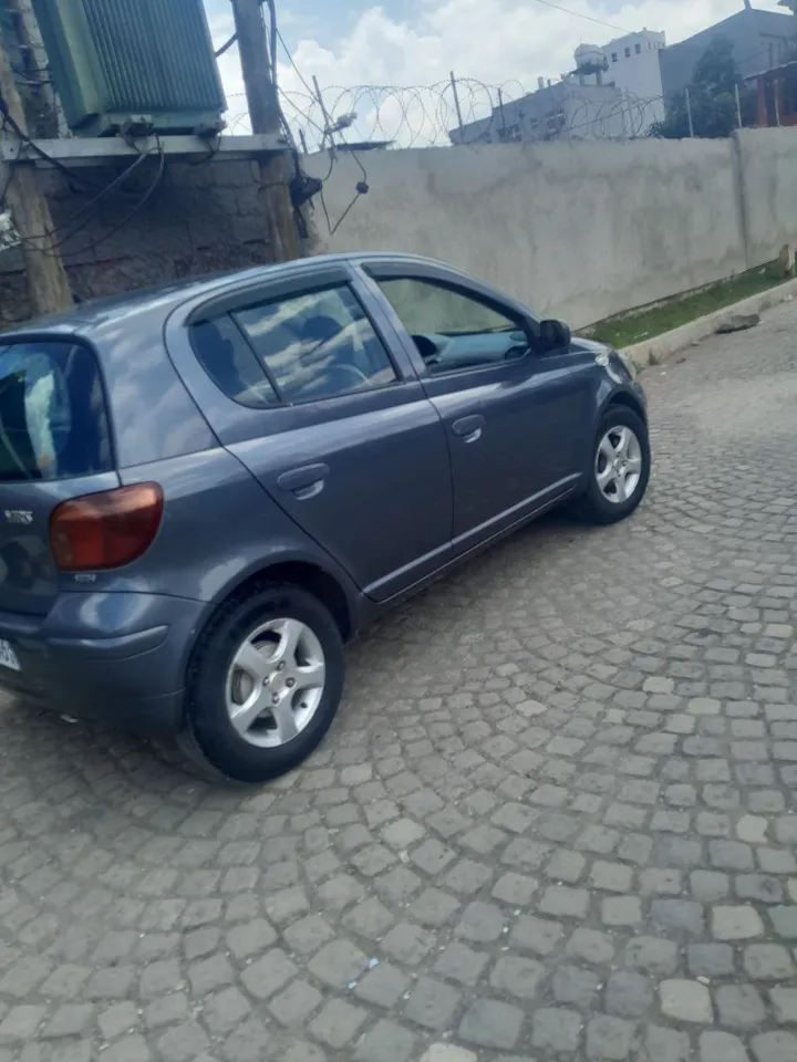 Toyota Vitz Yaris 2005 Manual – photo 10