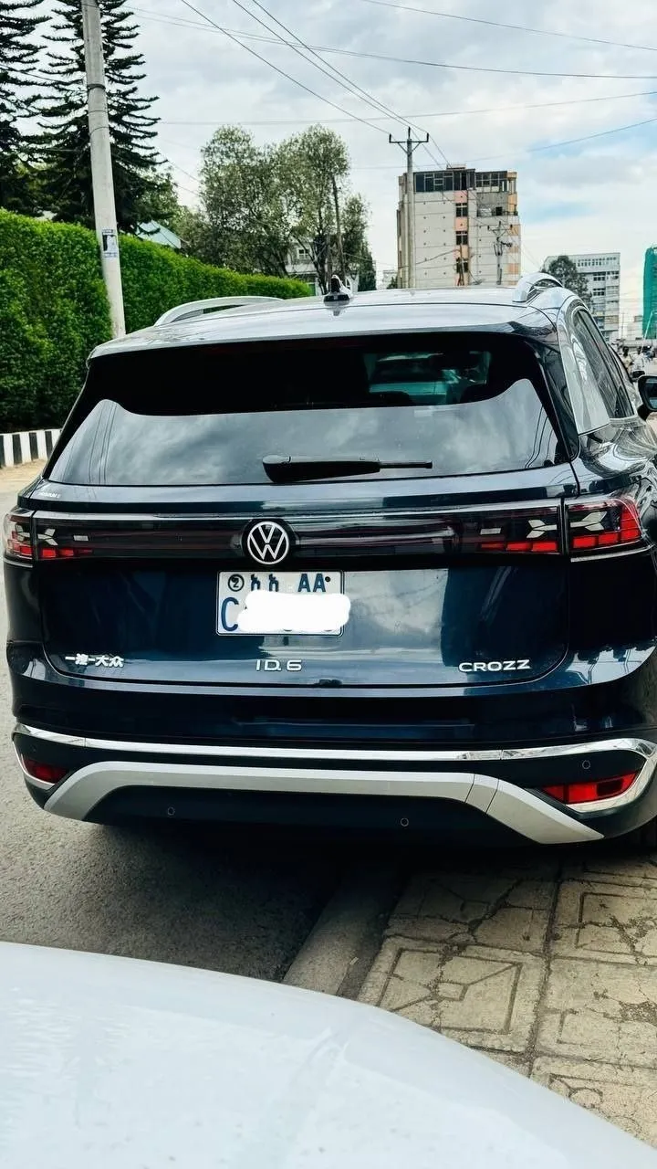 Volkswagen ID.6 Crozz Pro EV 2022 – photo 9