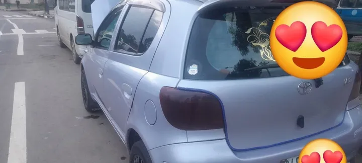 Toyota Vitz 2004 – photo 3