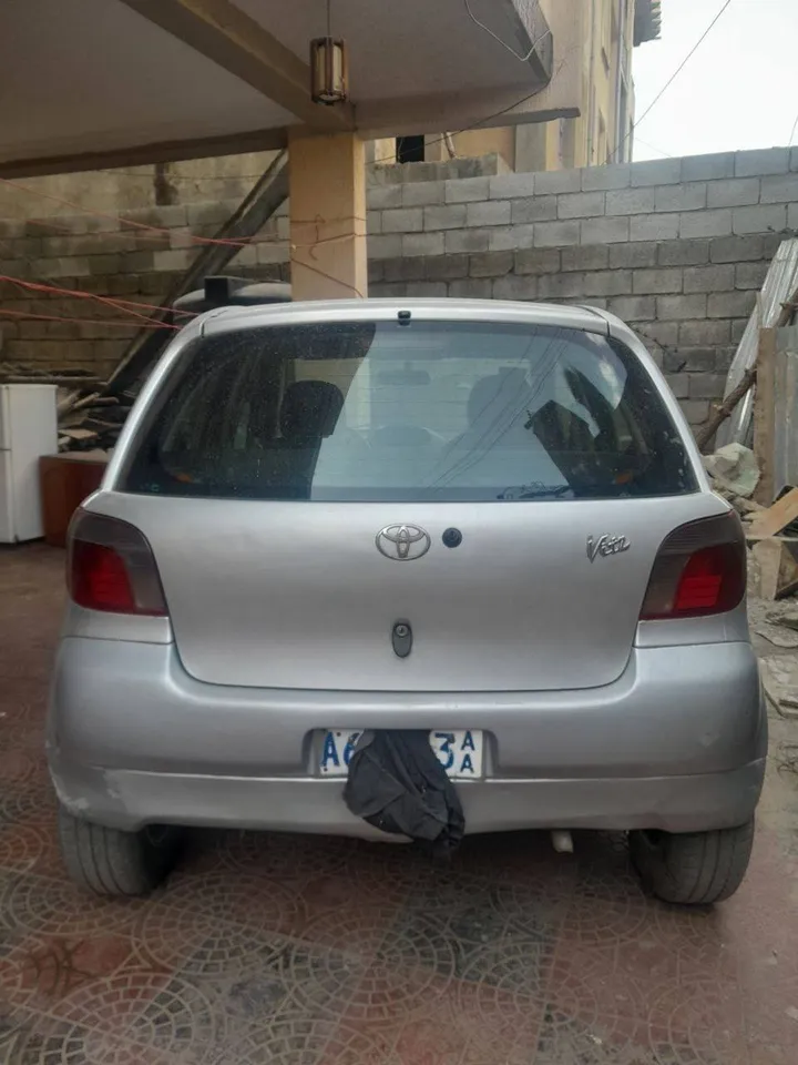 Toyota Vitz 2001 Automatic – photo 4