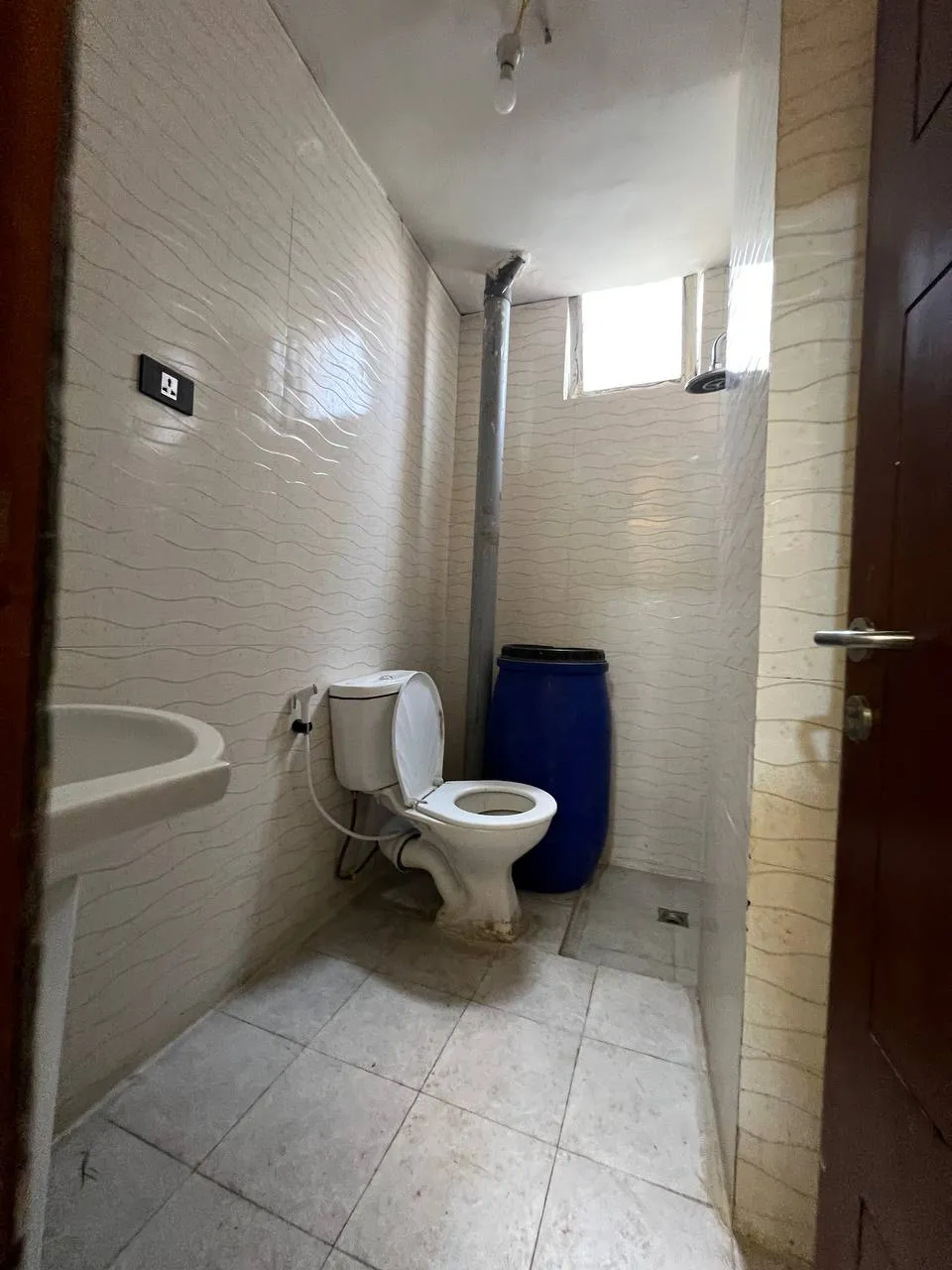 40/60 3 Bedroom Apartment Ayat 49 – photo 5