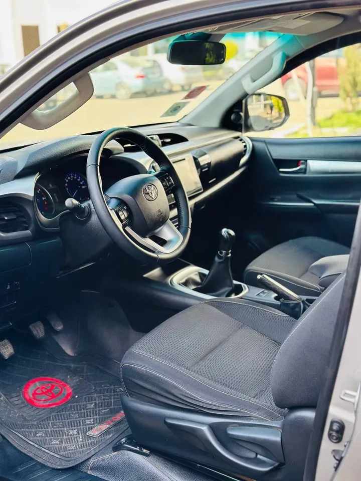 Toyota Hilux Revo Extra Cab 2019 – photo 3