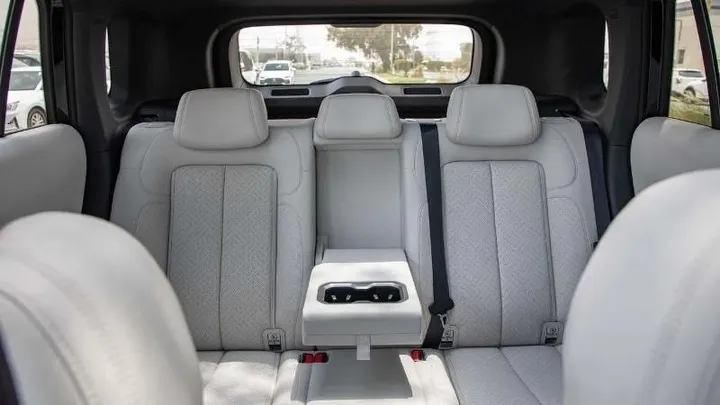 BYD Leopard 03 EV 4WD – photo 8