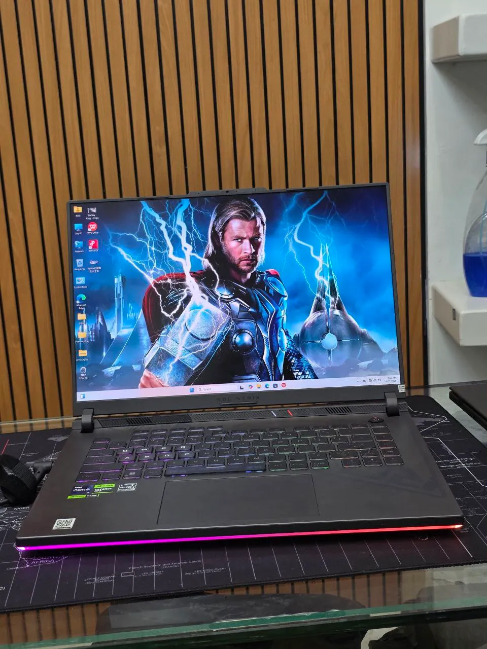 ASUS ROG Strix i9 RTX 4060 Gaming Laptop – photo 4