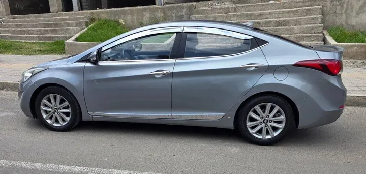 Hyundai Avante 2015 Automatic – photo 3