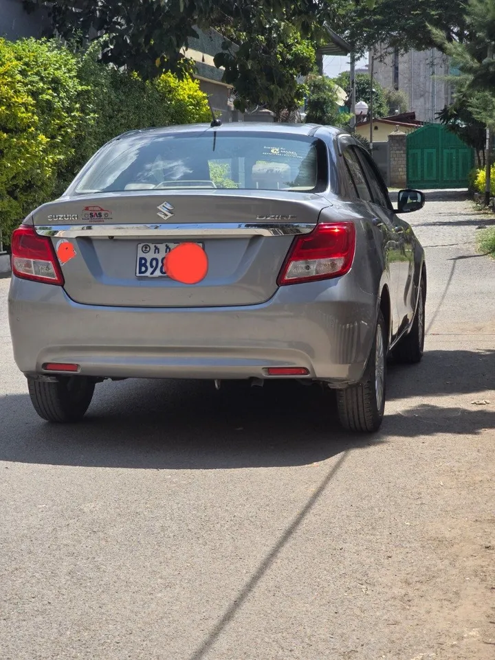 Suzuki Dzire 2021 Automatic – photo 5