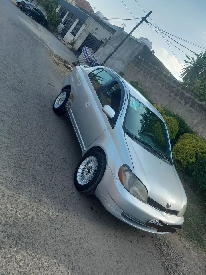 Toyota Platz 2001 Automatic – photo 4