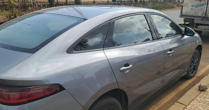 2026 BYD e7 Electric Sedan – photo 4
