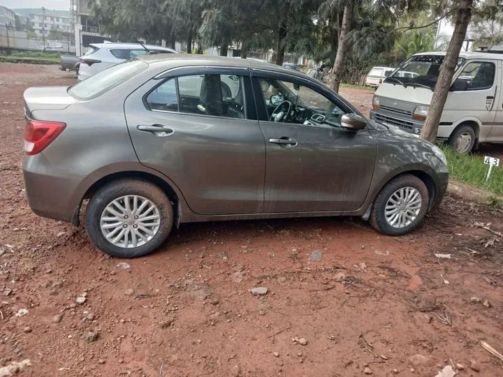 Suzuki Desire 2023 Automatic – photo 4