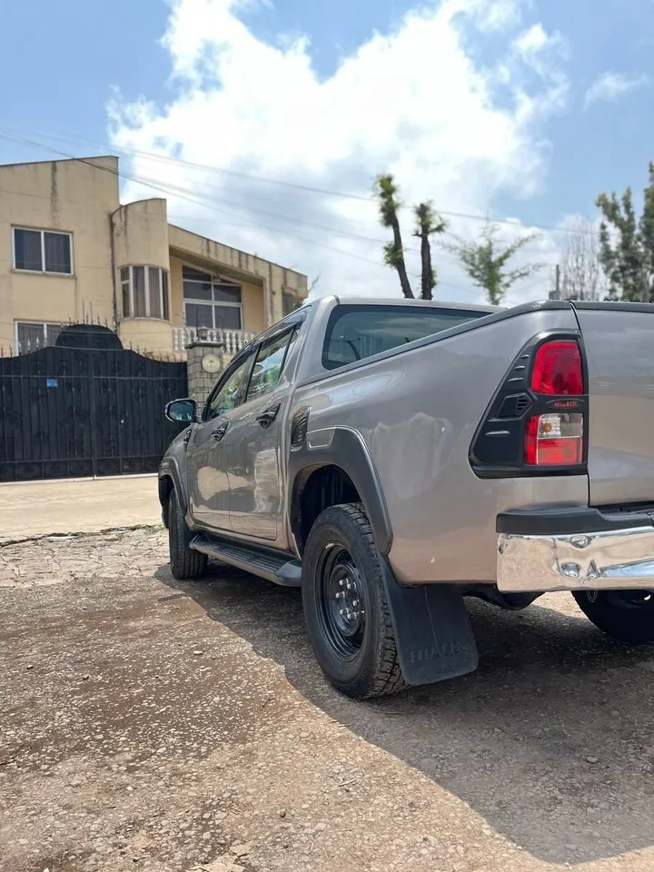 Toyota Revo Double Cab 2019 Diesel – photo 6