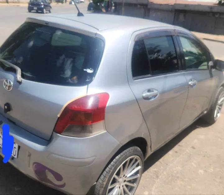 Toyota Yaris Compact 2008 – photo 6
