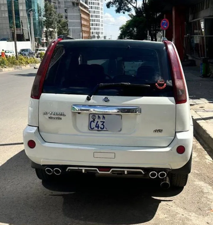 Nissan X-Trail 2009 SUV – photo 6