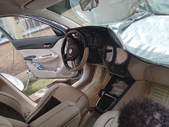 Suzuki Dzire 2022 Automatic – photo 3