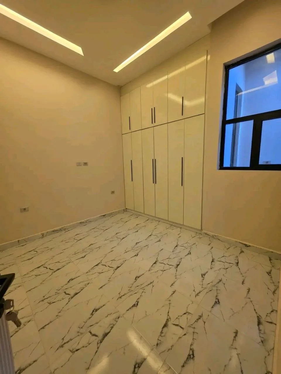 Modern House for Sale in Ayat – photo 7