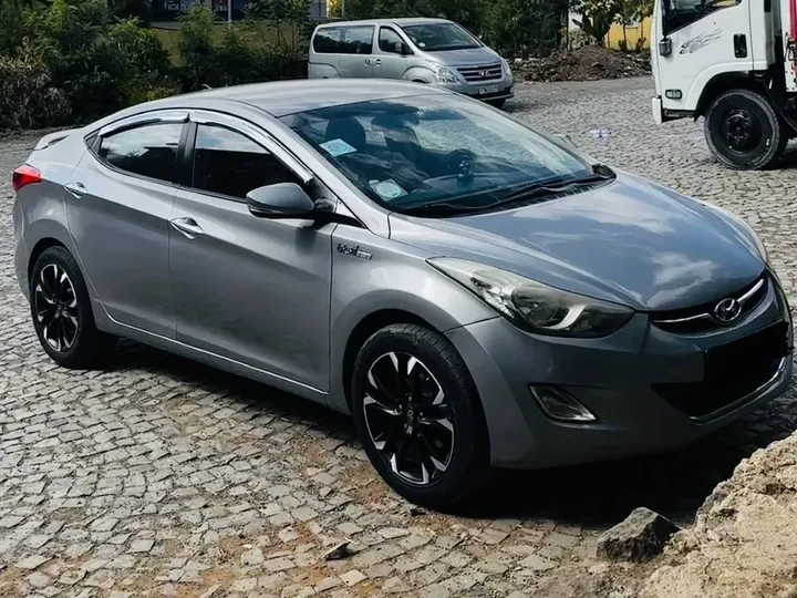 Hyundai Avante 2013 Full Option – photo 3