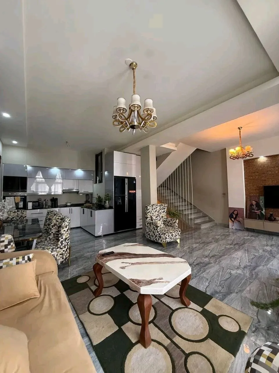 House for Sale in Summit 75sqm G+4 – photo 3