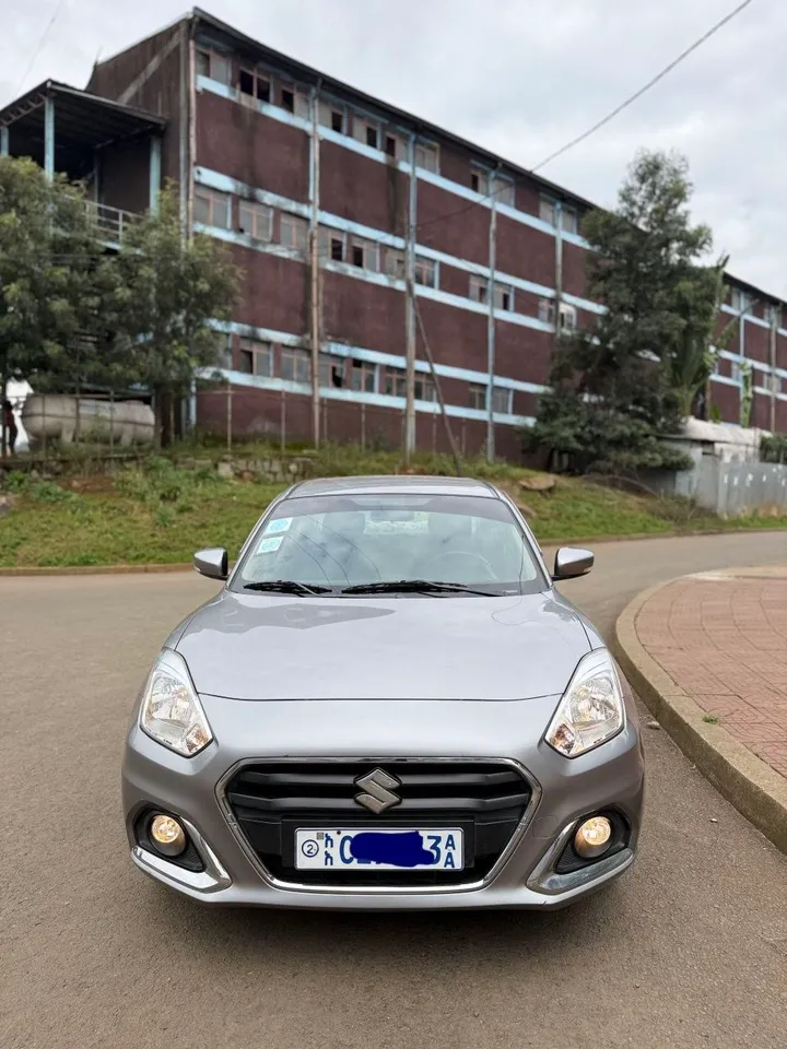Suzuki Dzire 2022 Automatic – photo 10