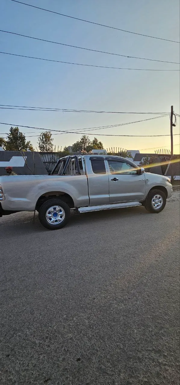 Toyota Hilux Kicap 2010 Diesel – photo 4