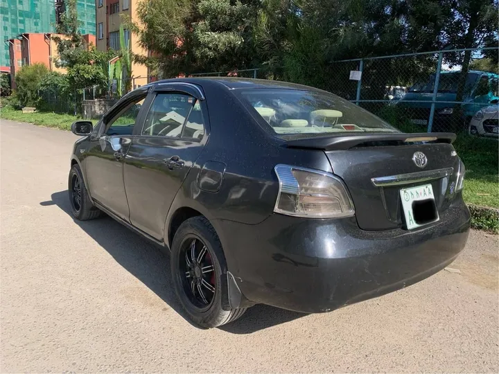 Toyota Sedan 2008 Automatic – photo 5
